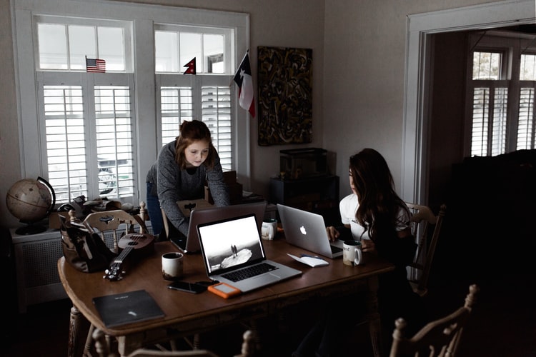 How to Work From Home With Flatmates