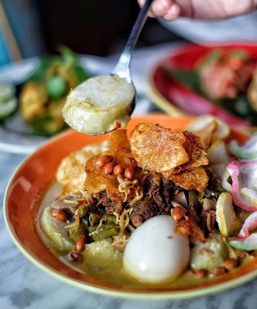 Restoran Masakan  Indonesia di  Menteng Flokq Coliving 