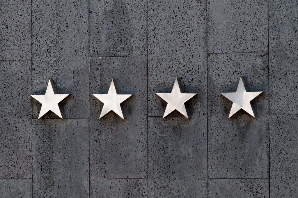 four star apartments