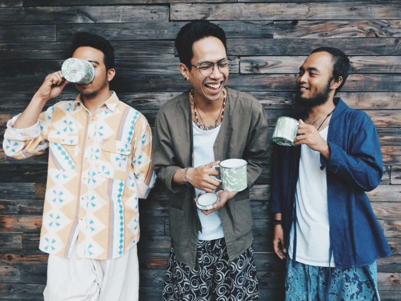 17 Musisi Indie Indonesia: Bisa Masuk Playlist Kamu, Nih!