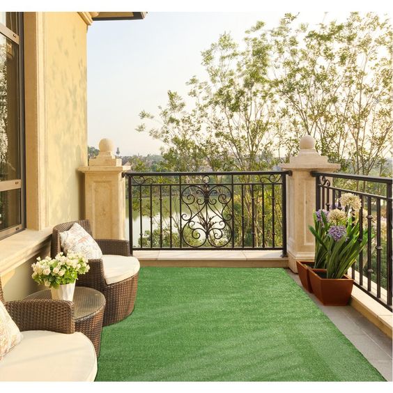 artificial grass used in balcony