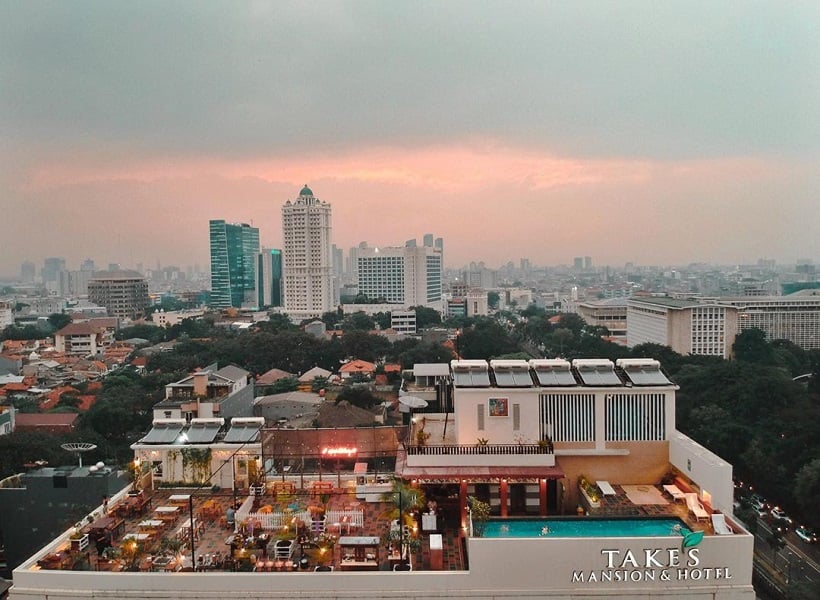 langit seduh rooftop jakarta