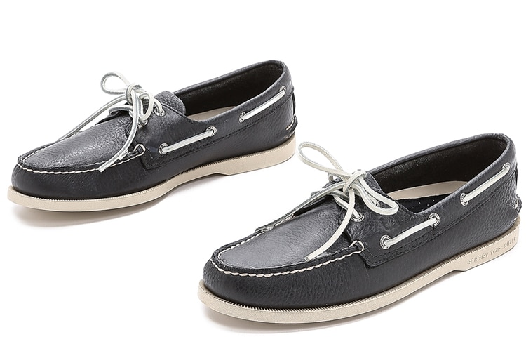 boat shoes