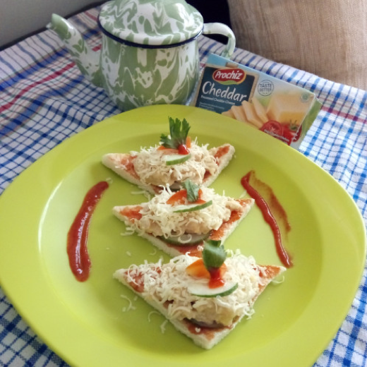 Prochiz Kitchen recipe chicken canapes