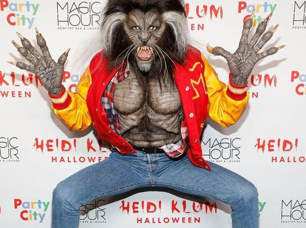 Heidi Klum in Werewolf halloween costume