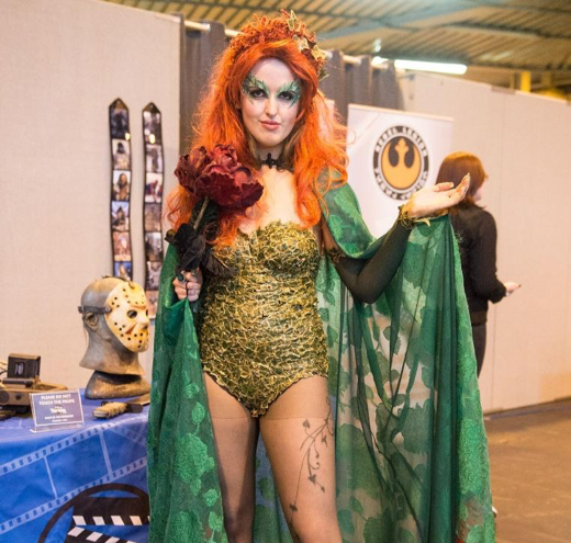 kostum halloween Poison Ivy