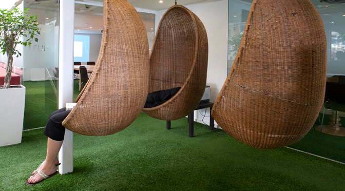 using artificial grass to decorate a workspace