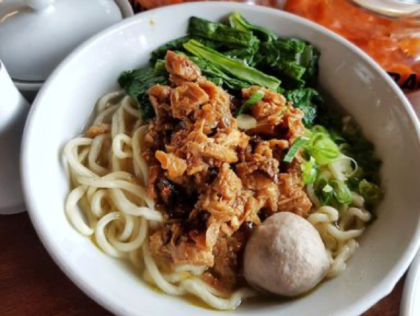 The Most Delicious and Best-selling and Legendary Chicken Noodles in Jakarta