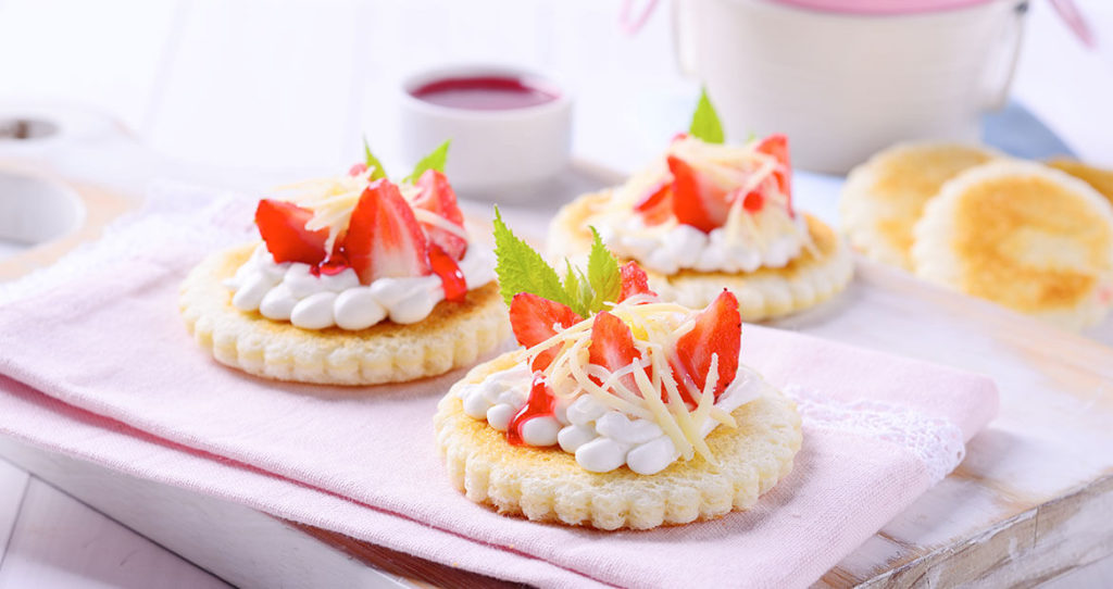 kreasi roti tawar starwberry shortbread