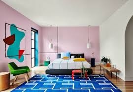 kamar tidur dengan cat pink
