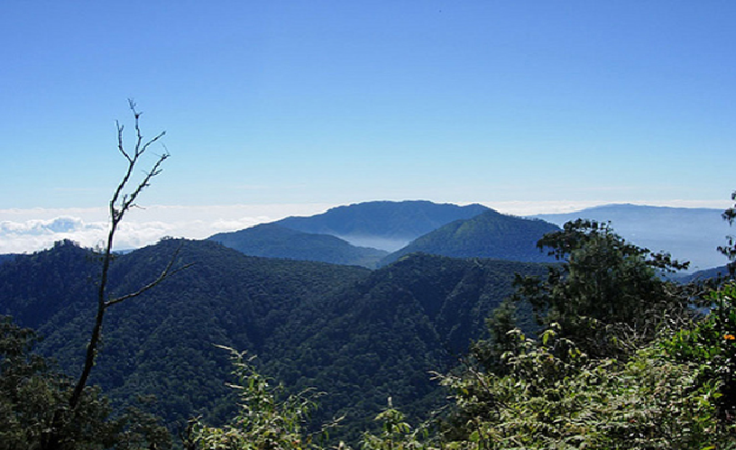 gunung batukaru