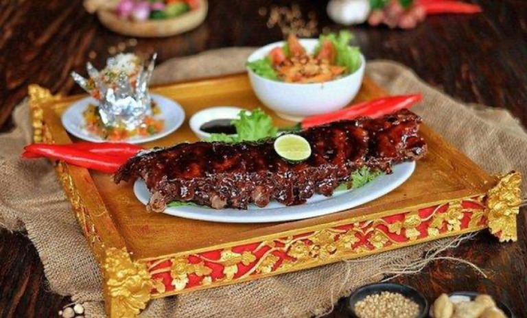 9 Best Places to Eat Pork Ribs in Bali: For a Juicy Food Fun | Flokq Blog