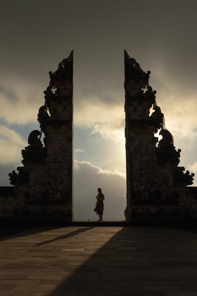 pura lempuyang bali timur