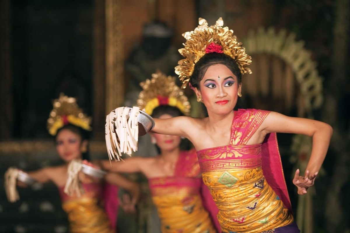 10 Magical Bali Traditional Dances You Must Watch | Flokq Blog