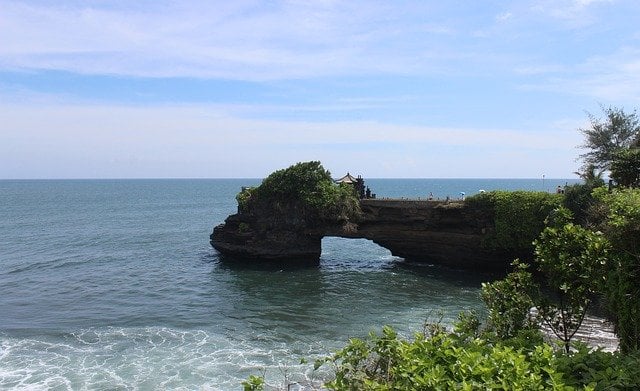 uluwatu bali guide