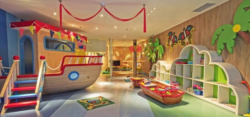 Top 8 Bali Family Friendly Hotels & Resorts with Exciting Kids Club!