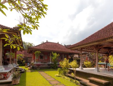 An Ultimate Guide to The Beautiful Balinese Traditional House