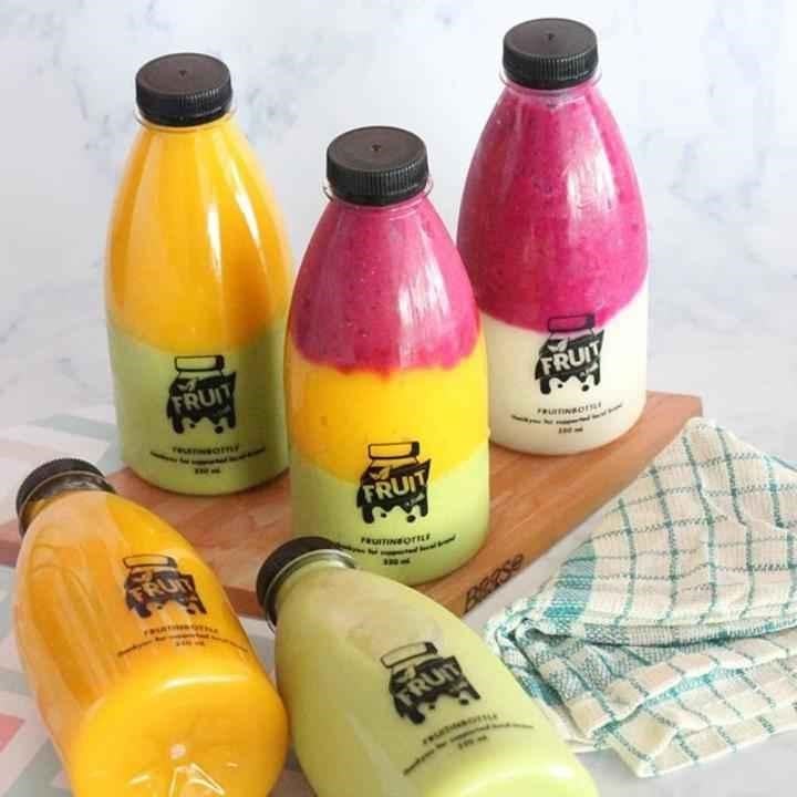 fruit in bottle juice bar bali