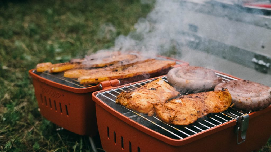 have a barbeque party with Hog Wild Catering Bali