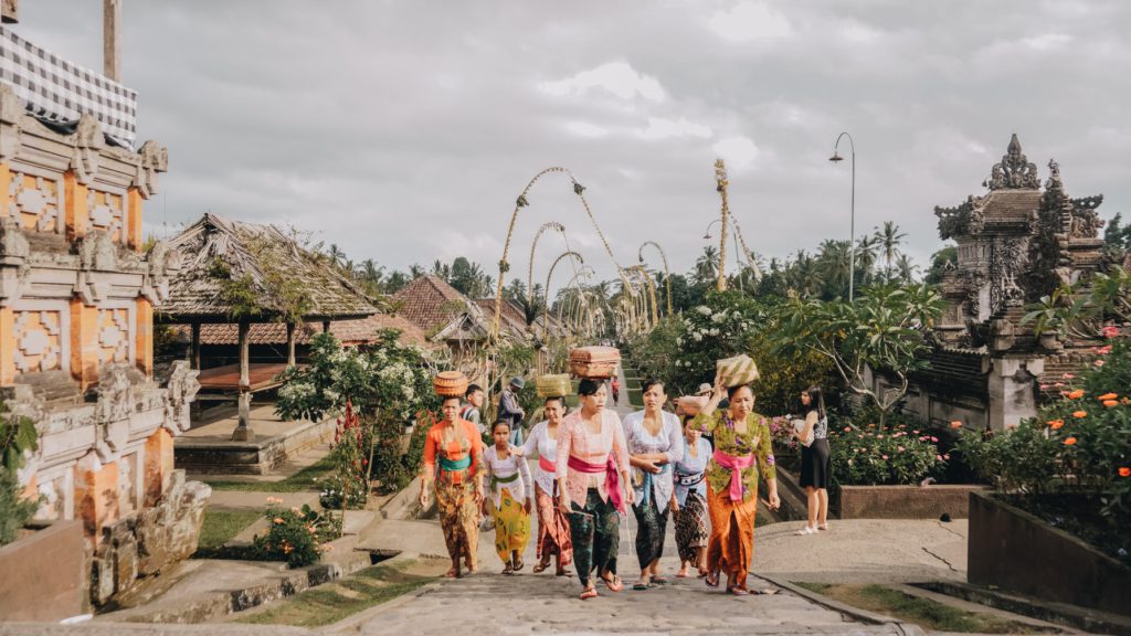 Guide and Common Phrases of Balinese Language