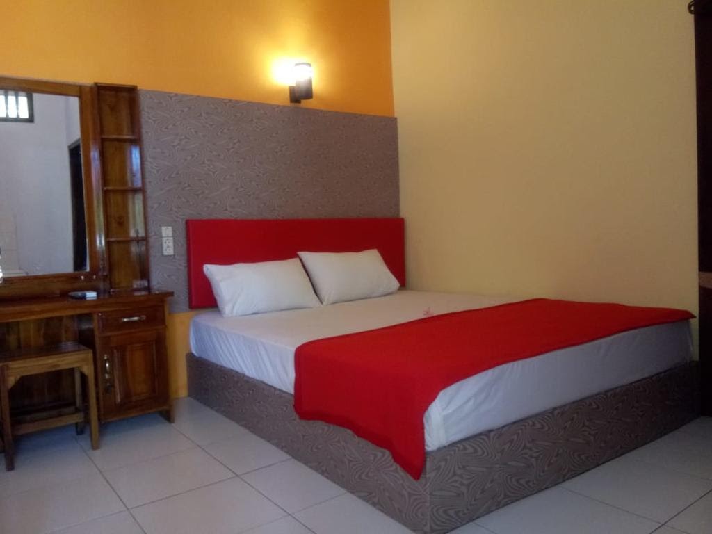 Hotel Segara Mandala double deluxe bedroom in West Bali