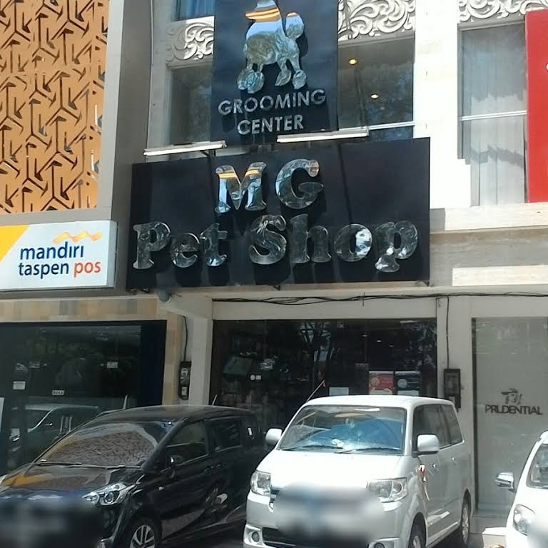MG pet shop in Bali