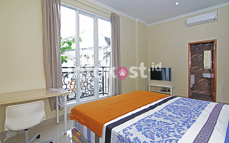 kost exclusive scbd homestay
