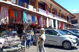 sukawati traditional market