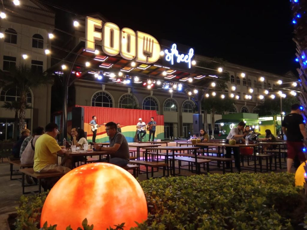 food street restoran baru di pik 2021