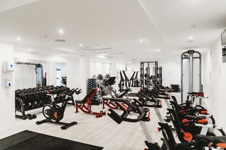 Apartment with gym facilities