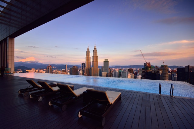 8 Apartment Recommendations with Infinity Pools around Sudirman