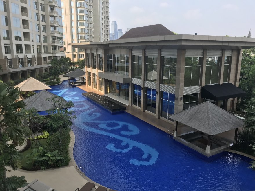 botanica apartment swimming pool