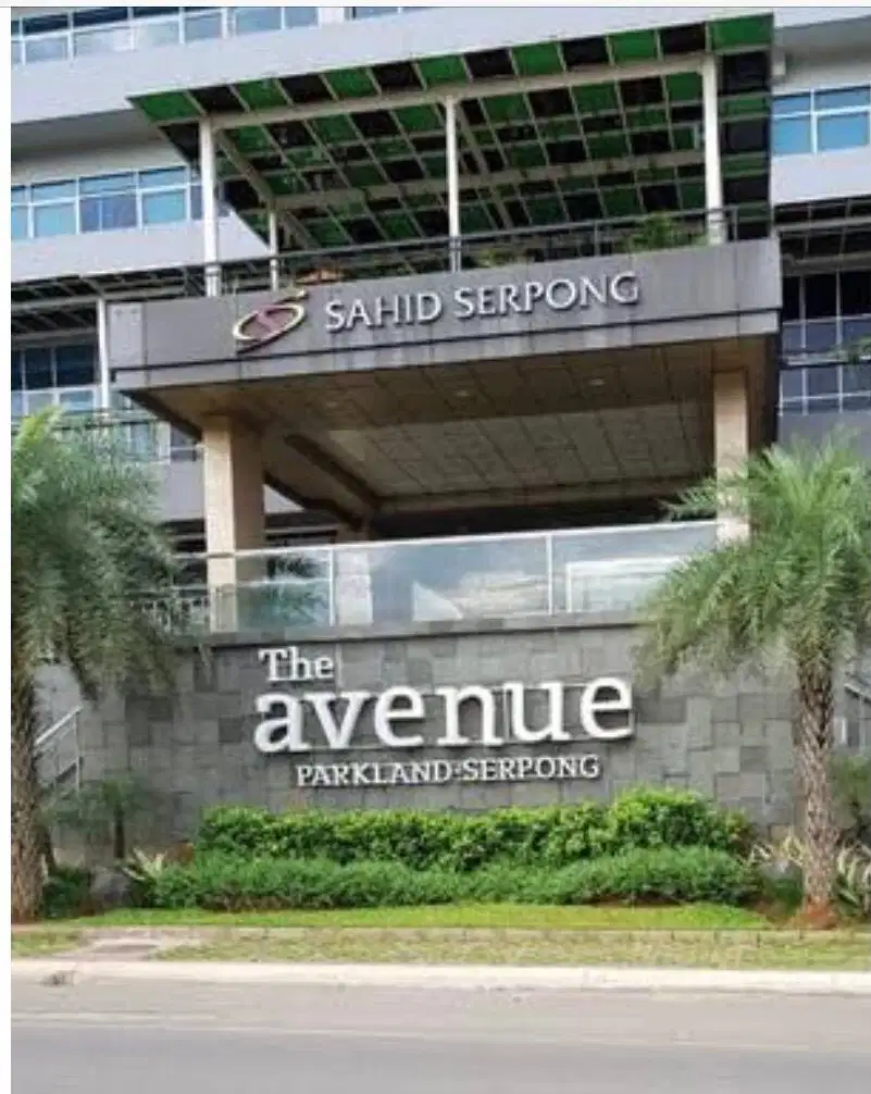front view of the avenue serpong